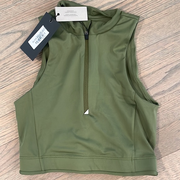 Matching CLQ Workout Set - Picture 2 of 3